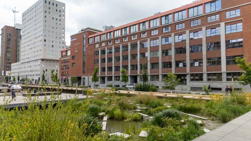 Reynaers Aluminium associe identité industrielle et performances contemporaines à Havenzicht, Louvain